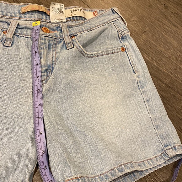 Levi’s high waisted 515 shorts - Picture 6 of 6